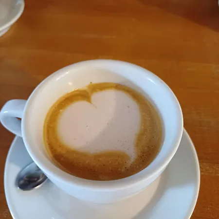 Siroco's And Ξενοδοχείο με διαμερίσματα