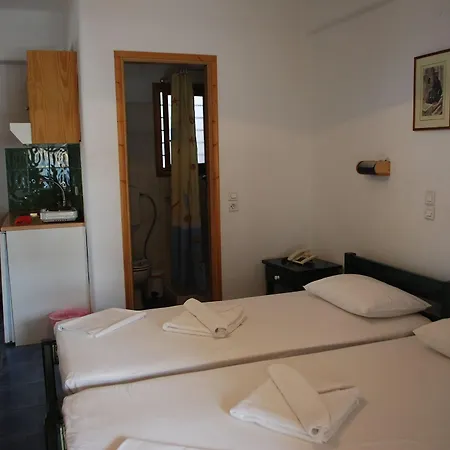 Hotel apartamentowy Siroco's And Páros