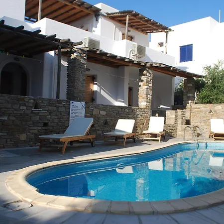 Siroco's And Aparthotel