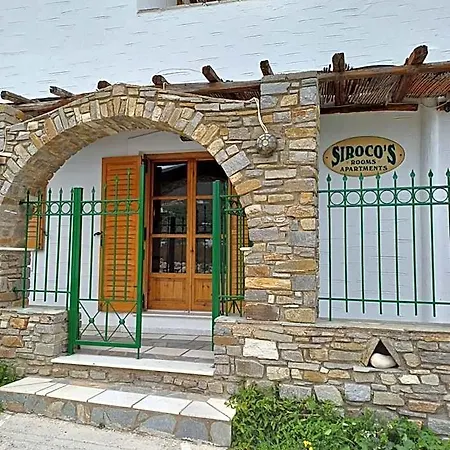 Hotel apartamentowy Siroco's And 3*